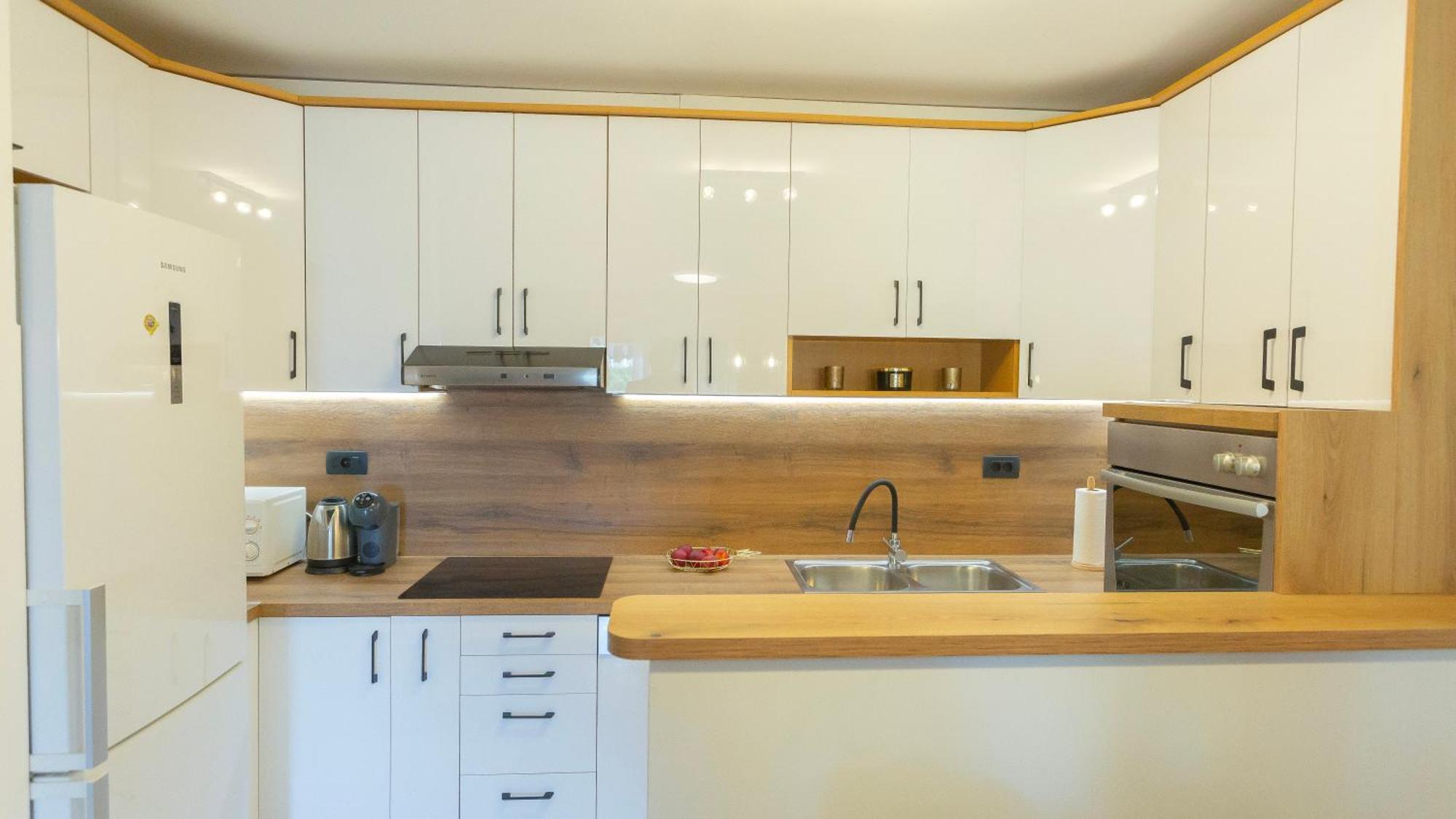 New Delux Green Garden Apartment With Hotube **** Split Eksteriør bilde