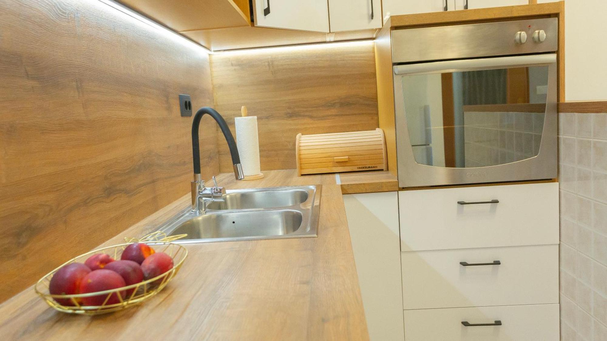 New Delux Green Garden Apartment With Hotube **** Split Eksteriør bilde